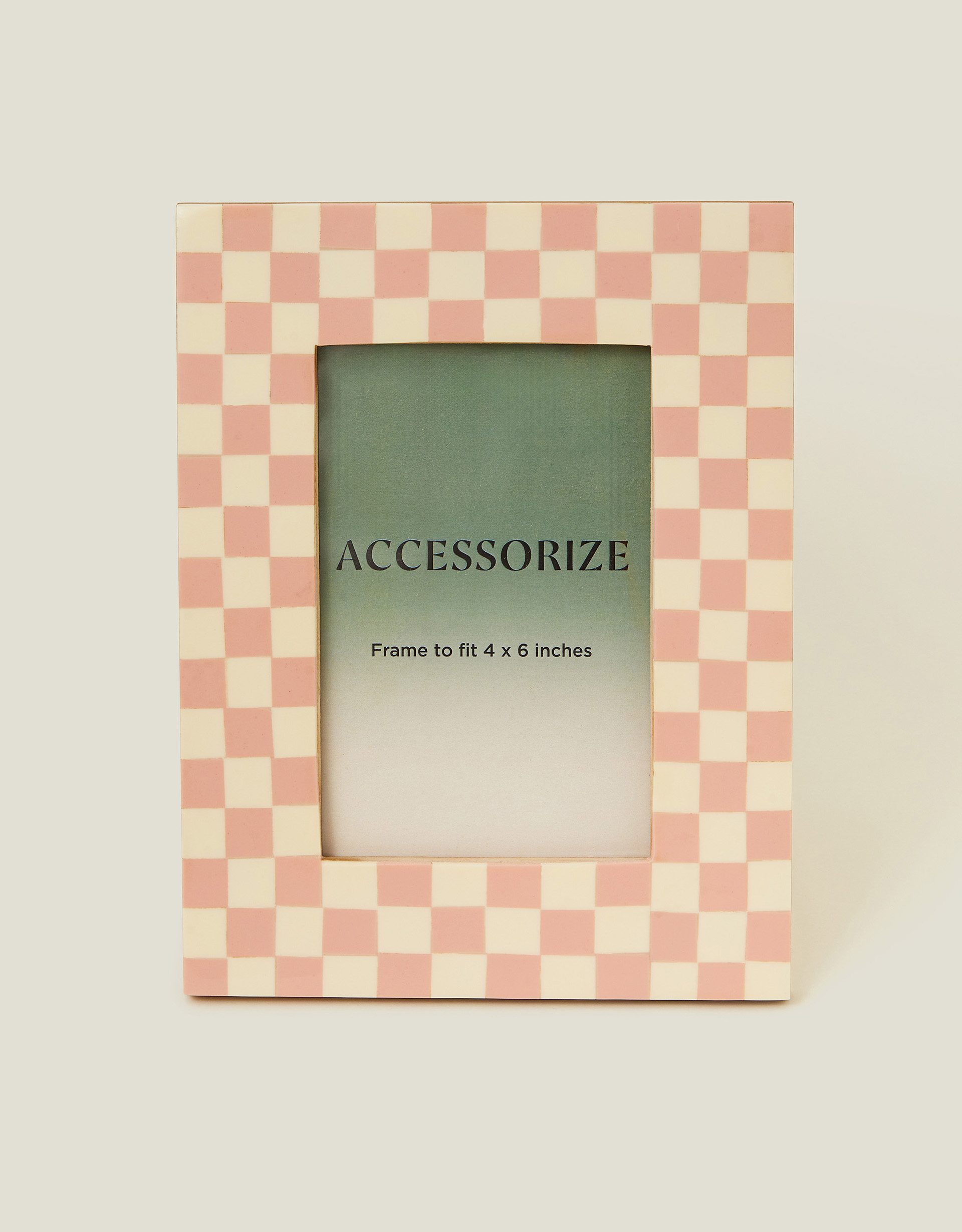 White & Pink Checkerboard Photo Frame, Size: 4x6 Inch - Accessorize